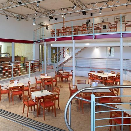 Commundo Tagungshotel Neuss Dış mekan fotoğraf