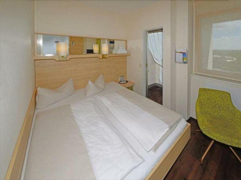 Commundo Tagungshotel Neuss Dış mekan fotoğraf