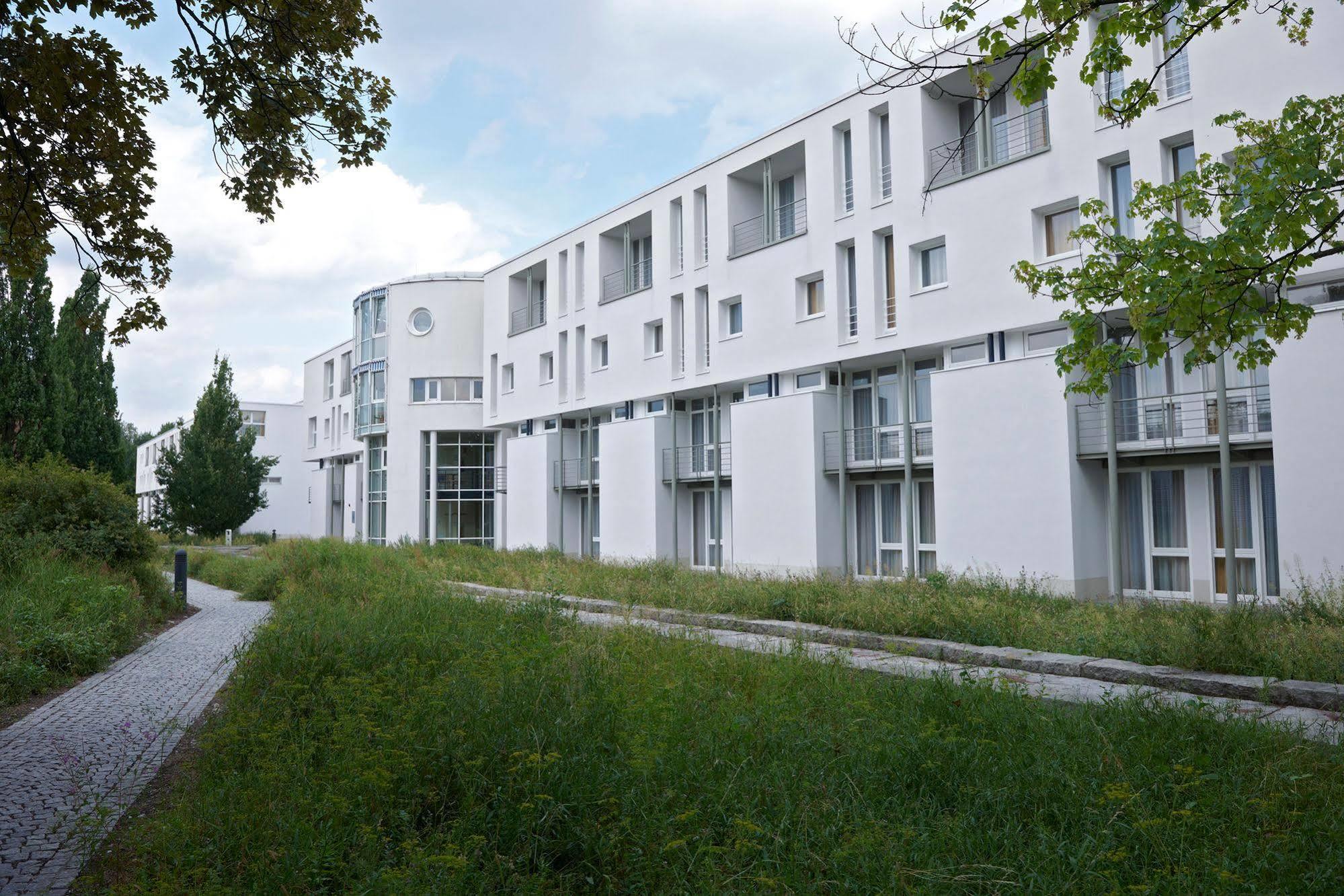 Commundo Tagungshotel Neuss Dış mekan fotoğraf