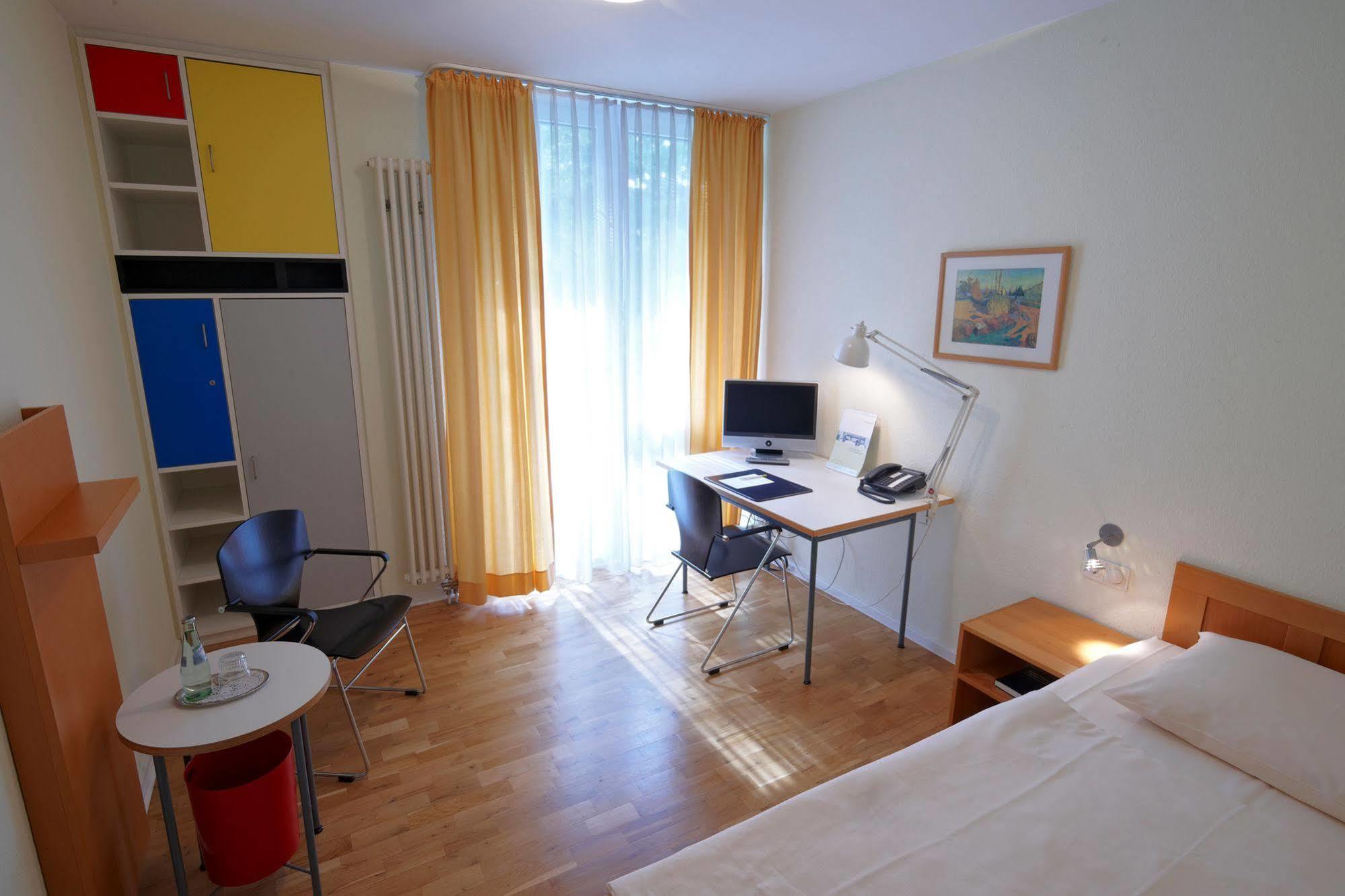 Commundo Tagungshotel Neuss Dış mekan fotoğraf